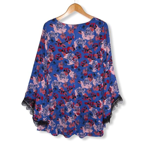 Astr Women's Lace Sleeve Tunic Top M Blue Pink Floral Bell Sleeves Flowy Blouse - Picture 5 of 12